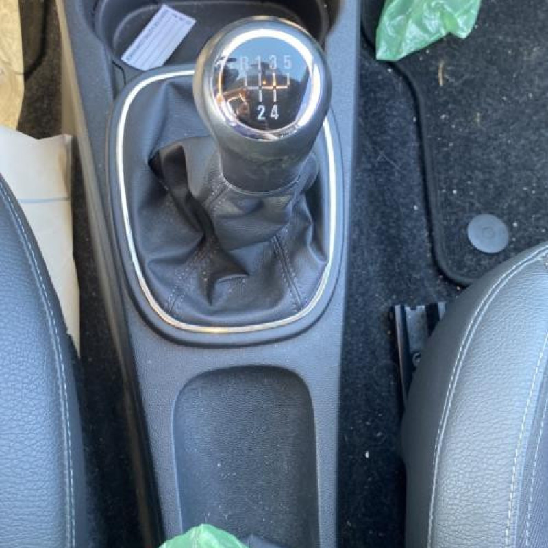 Feu arriere principal droit (feux) OPEL CORSA D Photo n°17