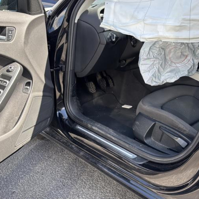 Pare choc arriere AUDI A4 3 Photo n°15