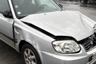 Pare choc arriere HYUNDAI ACCENT 2
