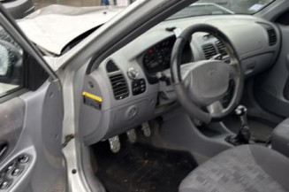 Pare choc arriere HYUNDAI ACCENT 2