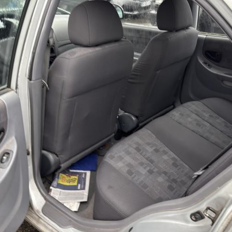 Pare choc arriere HYUNDAI ACCENT 2 Photo n°16