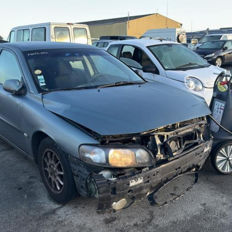 Pare choc arriere VOLVO S 60 1 Photo n°8