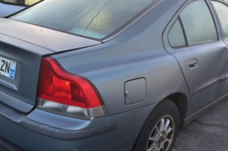 Pare choc arriere VOLVO S 60 1