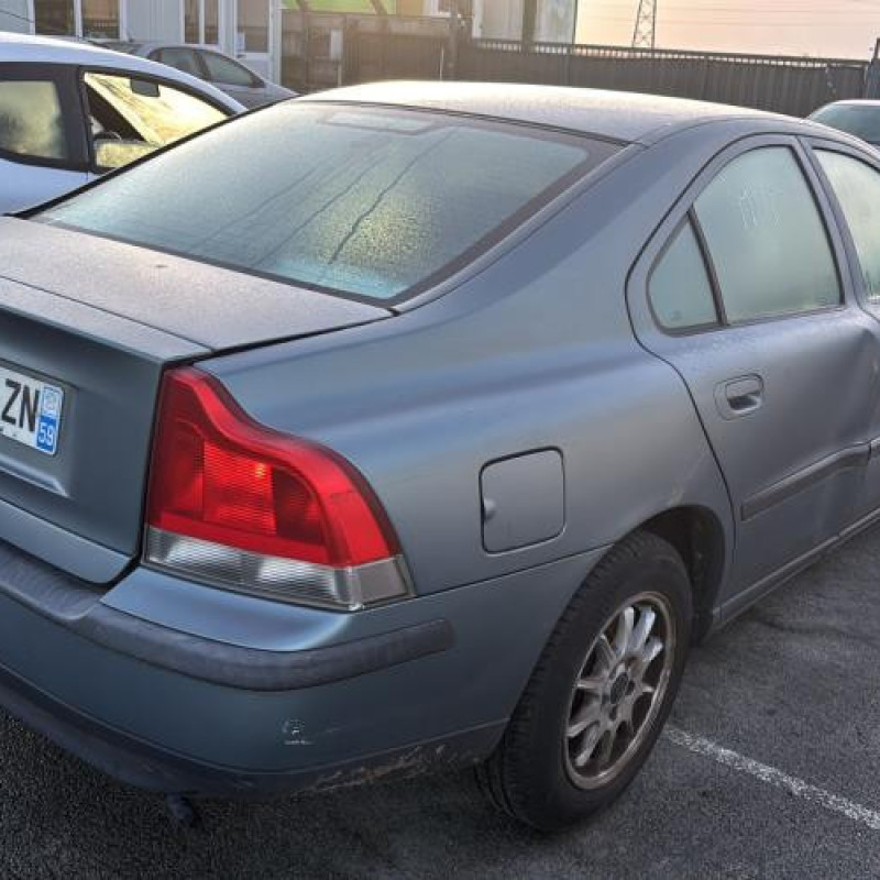 Pare choc arriere VOLVO S 60 1 Photo n°9