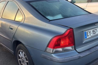 Pare choc arriere VOLVO S 60 1
