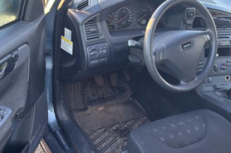 Pare choc arriere VOLVO S 60 1