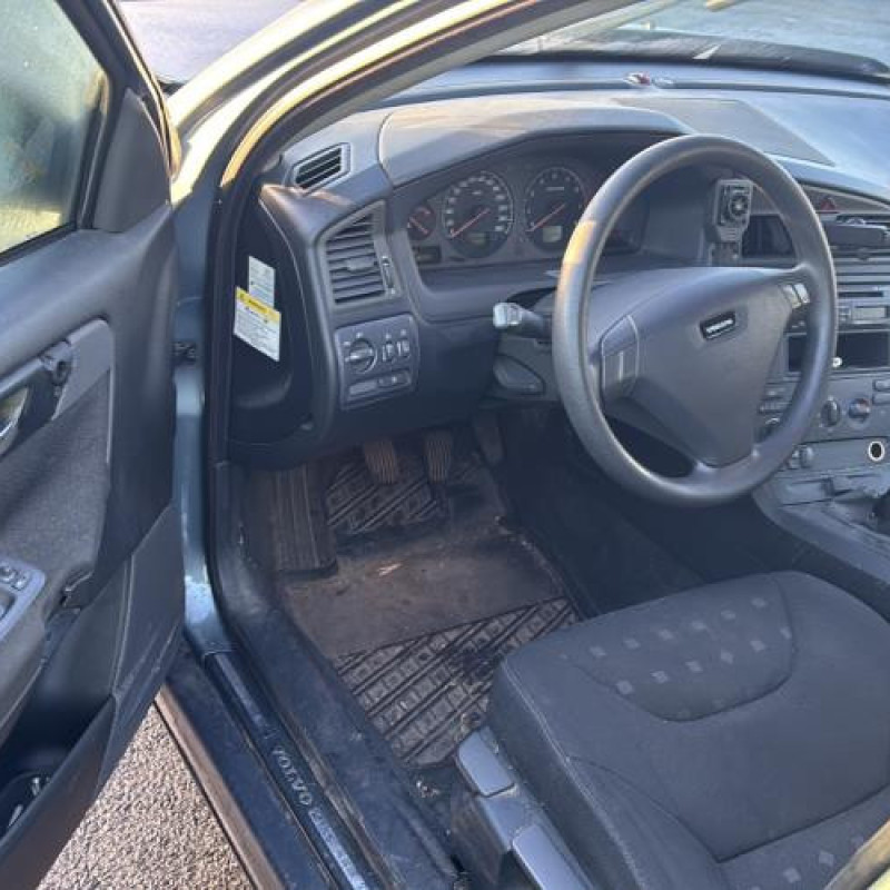 Pare choc arriere VOLVO S 60 1 Photo n°15