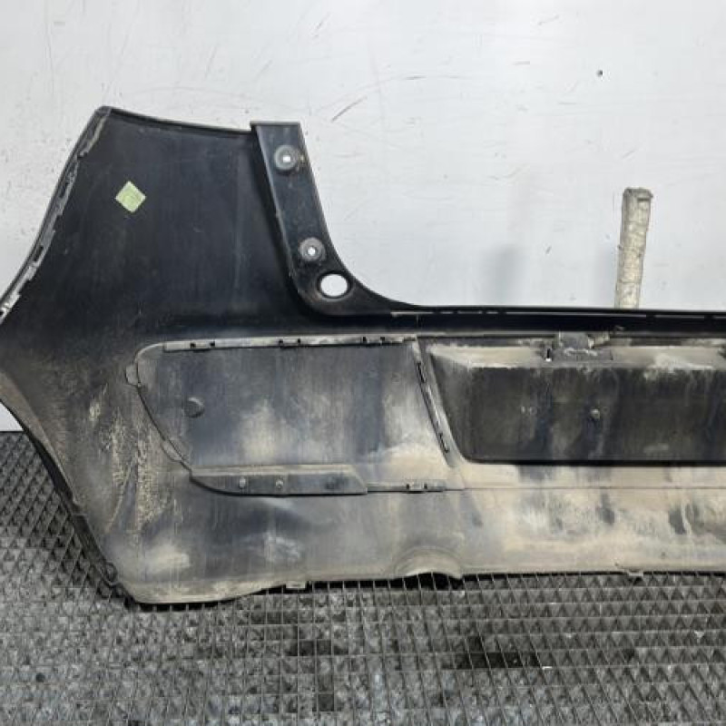 Pare choc arriere MITSUBISHI COLT 6 Photo n°6