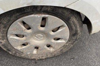 Pare choc arriere RENAULT TWINGO 2