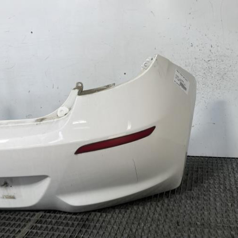 Pare choc arriere HYUNDAI I 20 1 Photo n°3