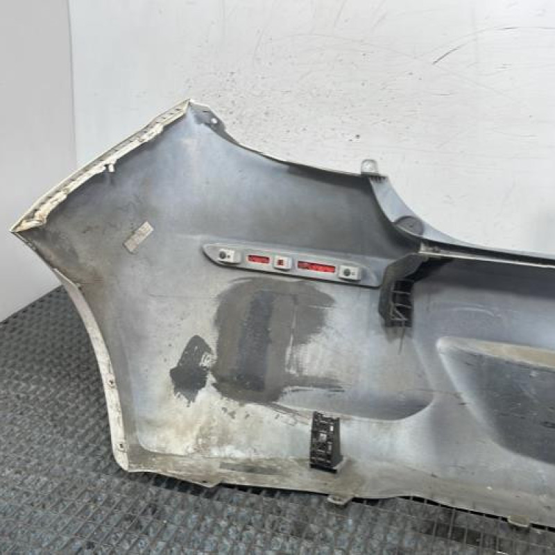 Pare choc arriere HYUNDAI I 20 1 Photo n°5