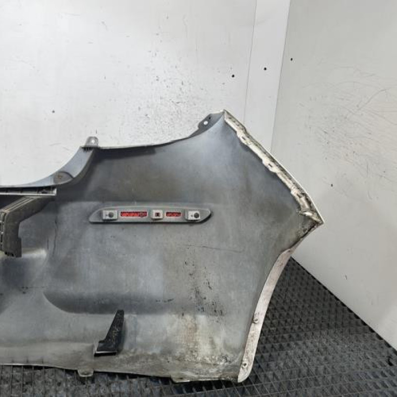 Pare choc arriere HYUNDAI I 20 1 Photo n°8