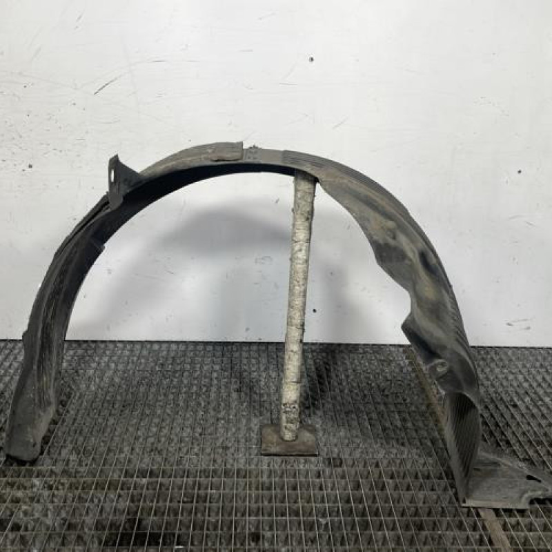Pare boue avant gauche HYUNDAI I 20 1 Photo n°2