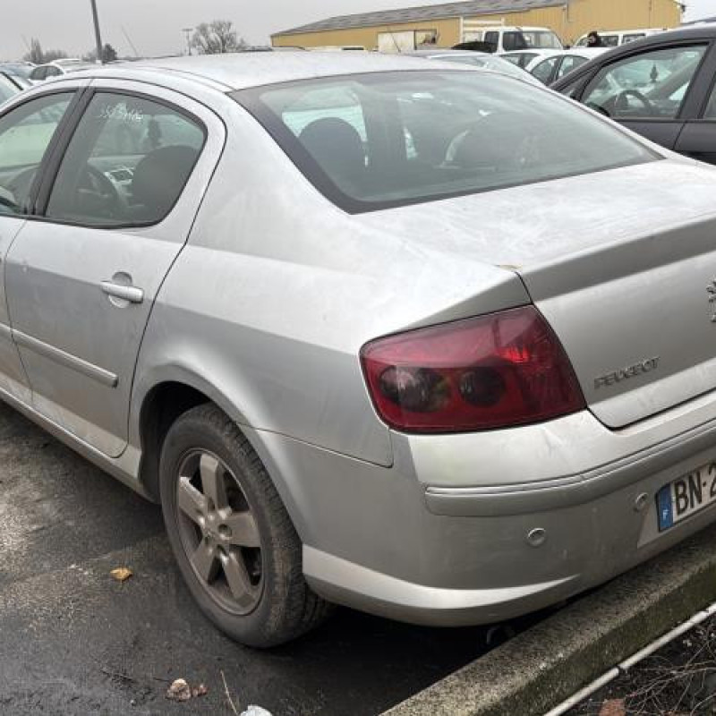 Pare choc arriere PEUGEOT 407 Photo n°10