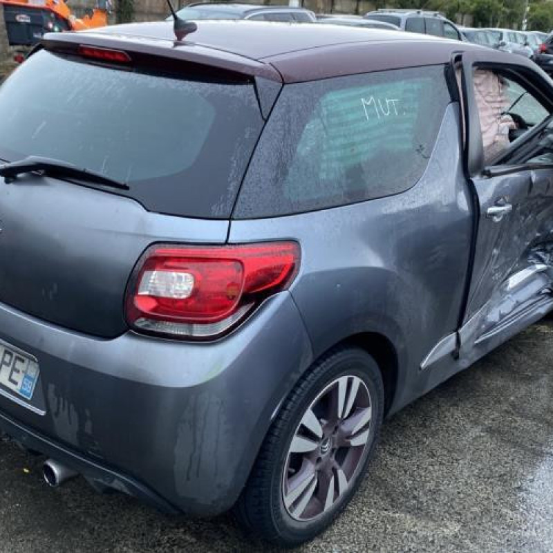 Pare choc arriere CITROEN DS3 Photo n°12