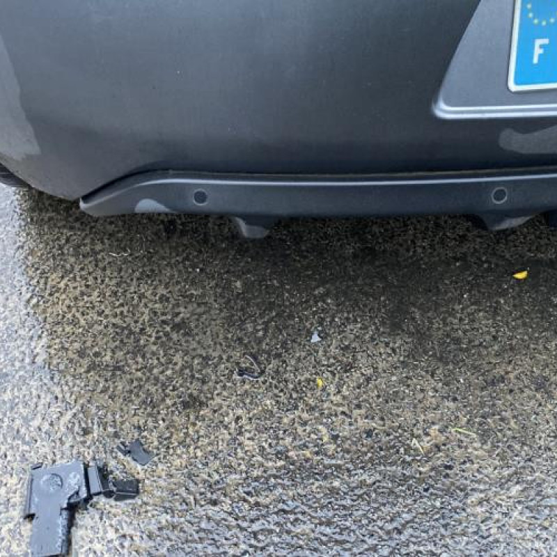 Pare choc arriere CITROEN DS3 Photo n°15