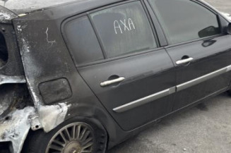 Pare choc avant RENAULT MEGANE 2