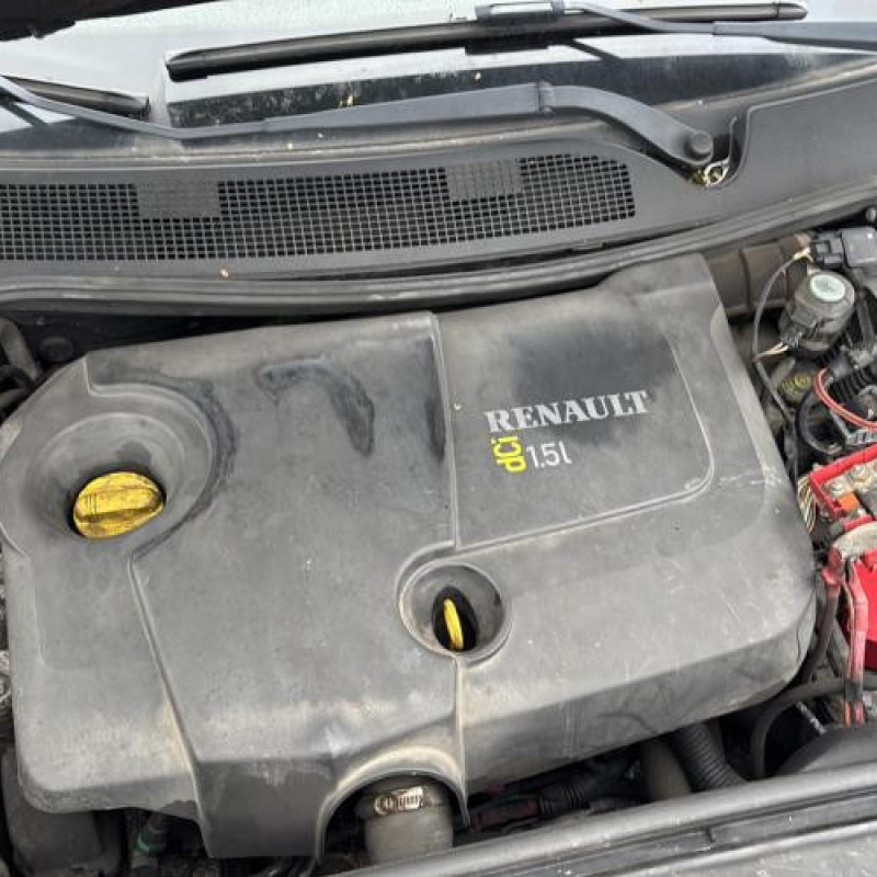 Pare choc avant RENAULT MEGANE 2 Photo n°15