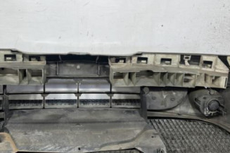 Pare choc avant RENAULT MEGANE 1