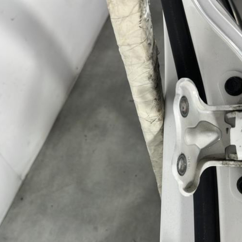 Porte arriere gauche HYUNDAI I 20 1 Photo n°3