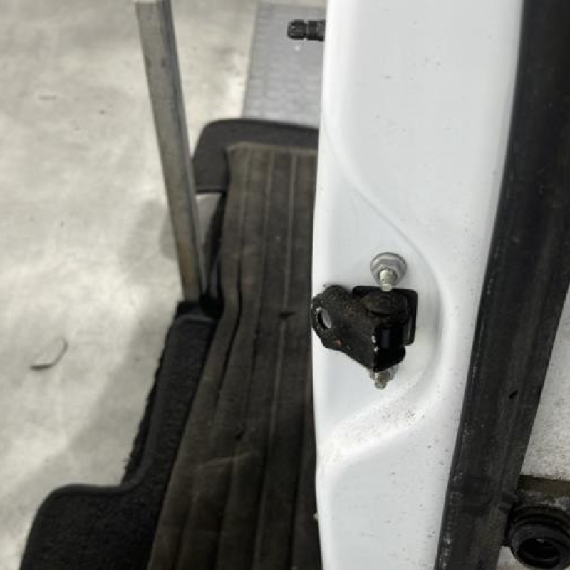 Porte arriere gauche CHEVROLET AVEO 2 Photo n°4