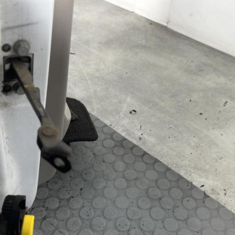 Porte avant droit RENAULT TWINGO 2 Photo n°4