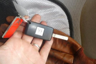 Pare choc arriere CITROEN C3 1
