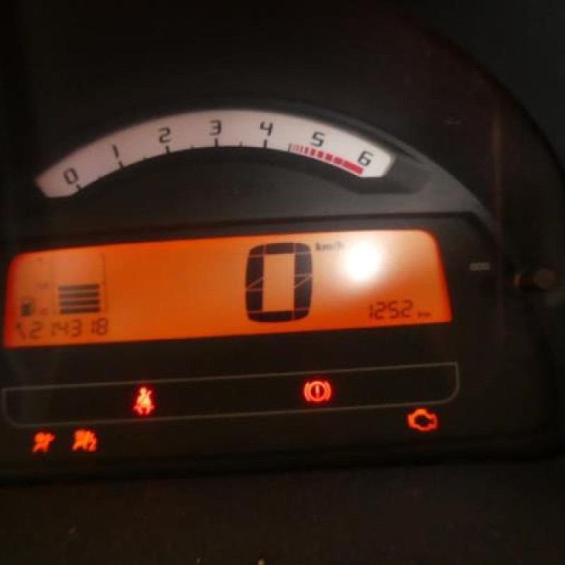 Pare choc arriere CITROEN C3 1 Photo n°9