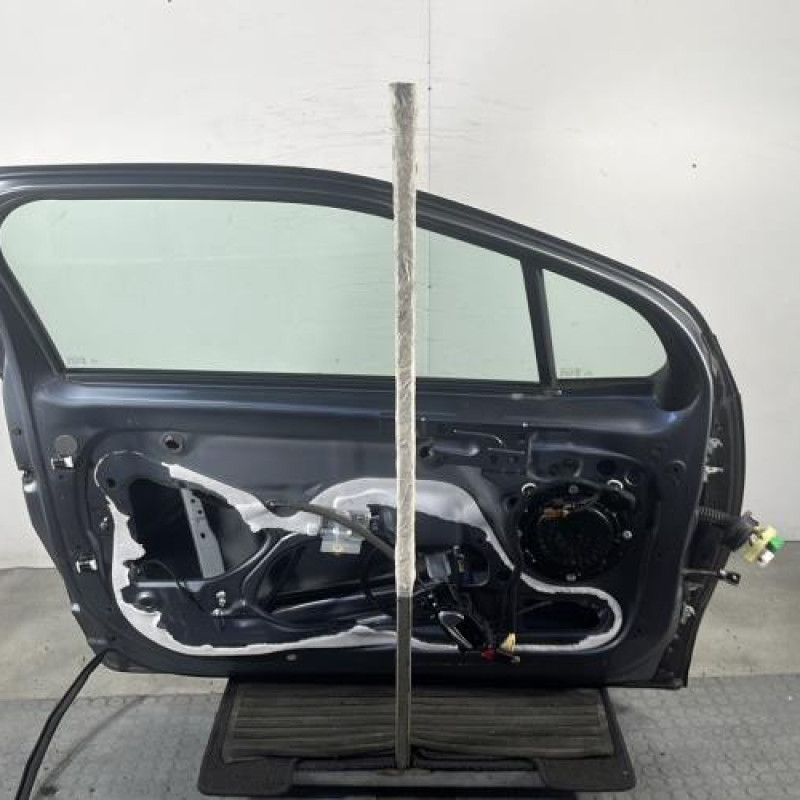 Porte avant gauche CITROEN DS3 Photo n°6