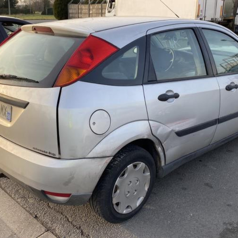 Vitre avant gauche FORD FOCUS 1 Photo n°7