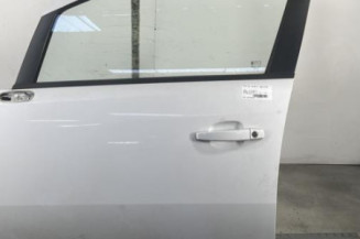Porte avant gauche OPEL CORSA D Photo n°1