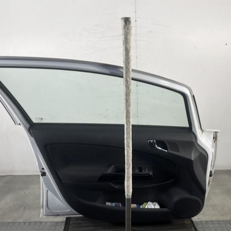 Porte avant gauche OPEL CORSA D Photo n°6