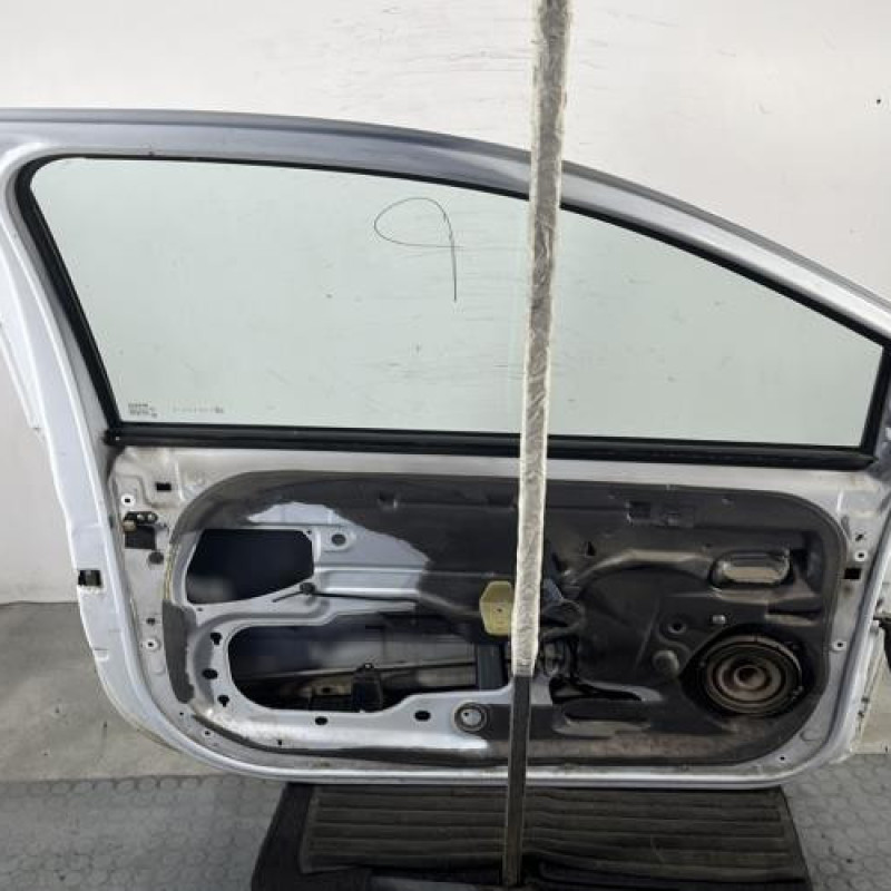 Porte avant gauche RENAULT TWINGO 2 Photo n°4