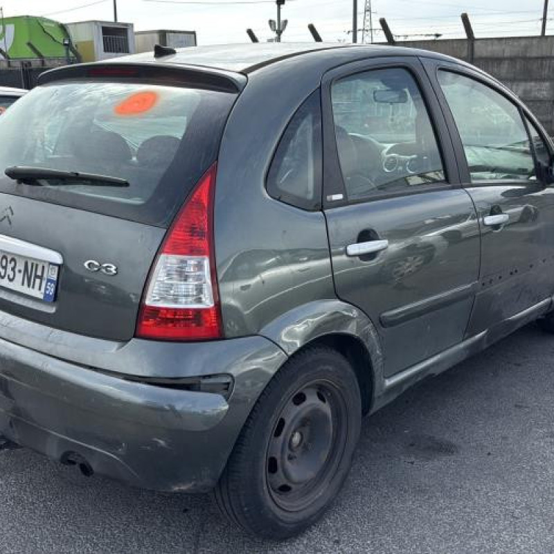 Vitre avant gauche CITROEN C3 1 Photo n°7