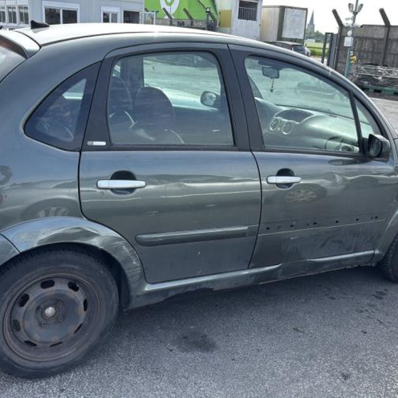 Vitre avant gauche CITROEN C3 1 Photo n°10