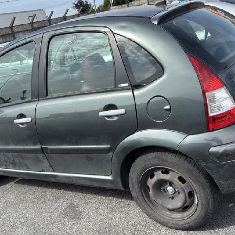 Vitre avant gauche CITROEN C3 1 Photo n°11