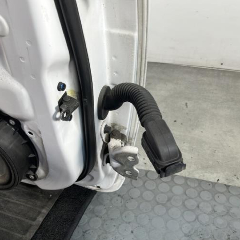 Porte avant gauche HYUNDAI I 20 1 Photo n°5