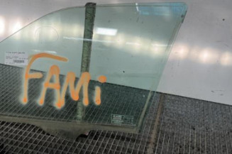 Vitre avant gauche PEUGEOT 406