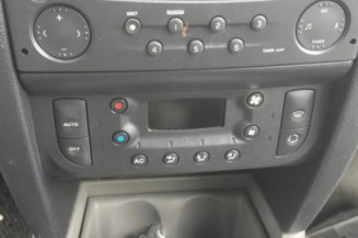 Vitre avant gauche RENAULT CLIO 2