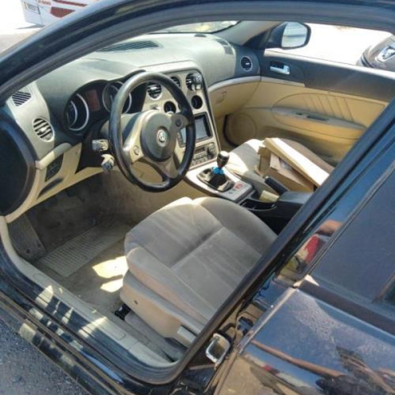 Vitre avant gauche ALFA ROMEO 159 Photo n°19