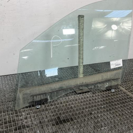 Vitre avant gauche RENAULT SCENIC 3