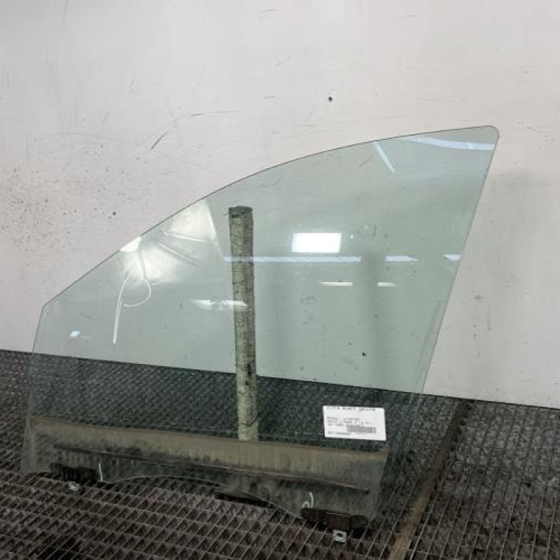 Vitre avant gauche RENAULT SCENIC 3 Photo n°3