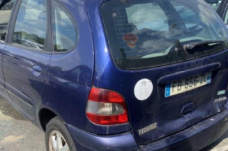 Aile avant droit RENAULT SCENIC 1