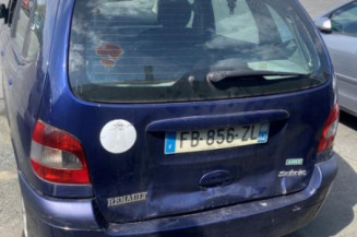 Aile avant droit RENAULT SCENIC 1