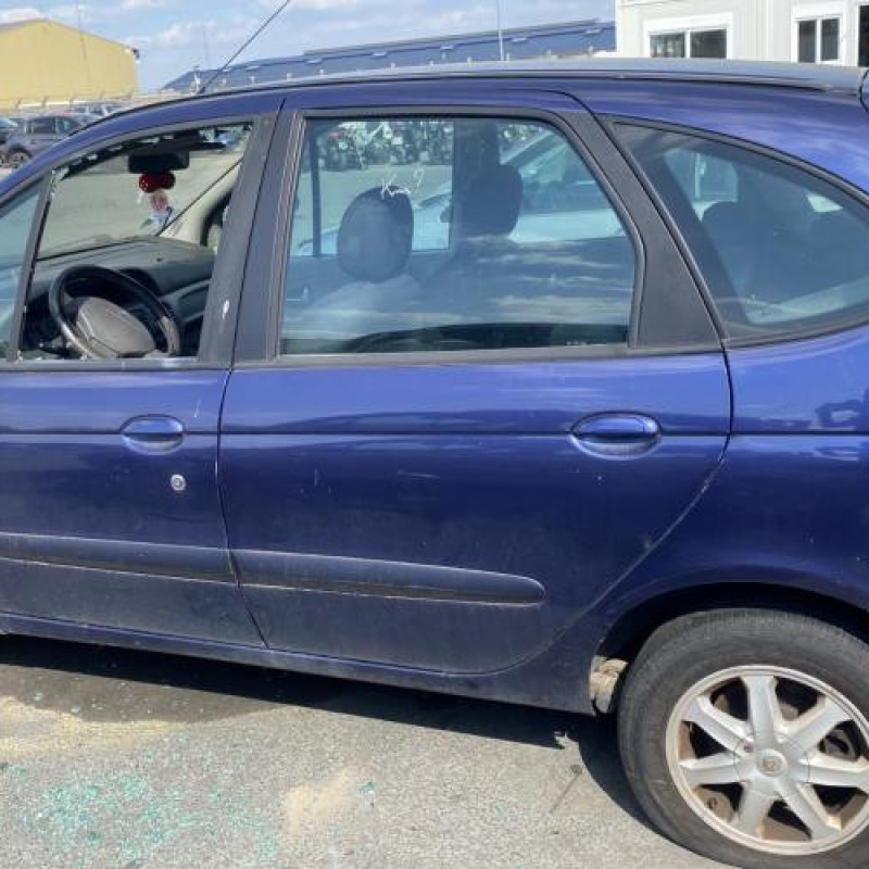 Aile avant droit RENAULT SCENIC 1 Photo n°10