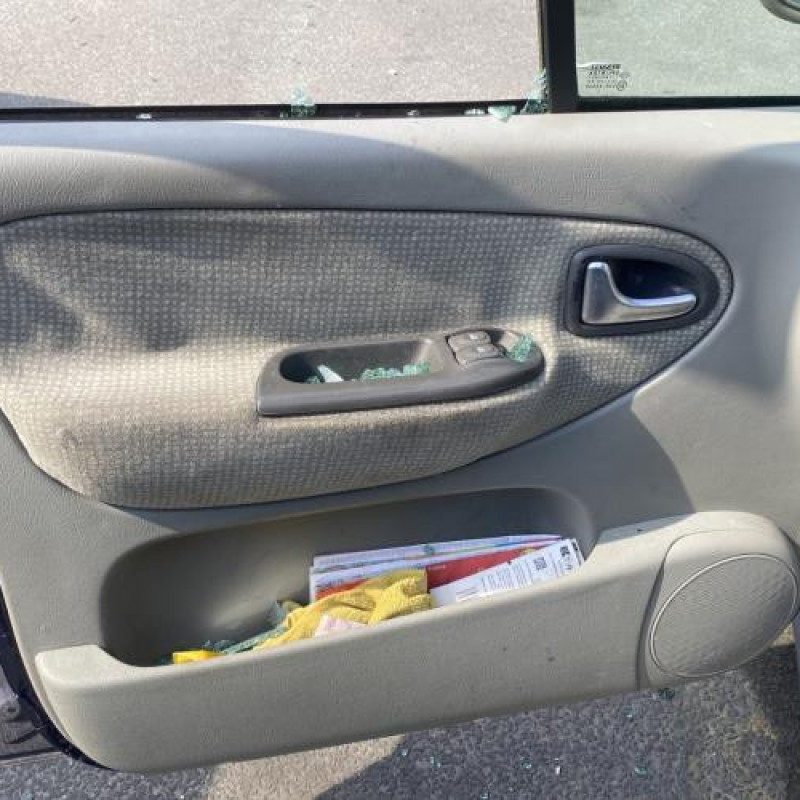 Aile avant droit RENAULT SCENIC 1 Photo n°13