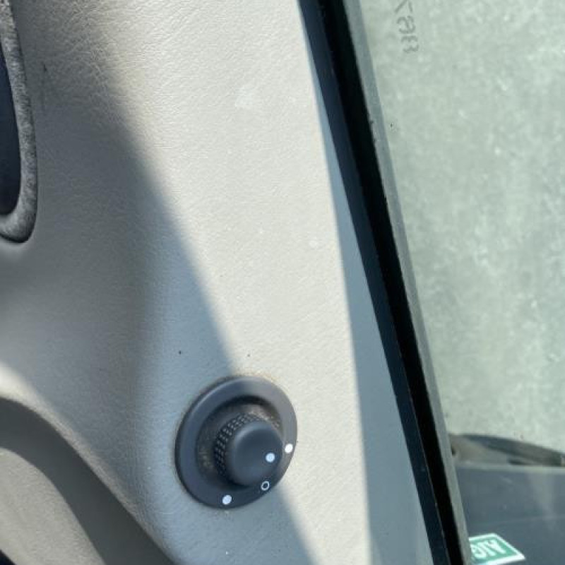Aile avant droit RENAULT SCENIC 1 Photo n°15