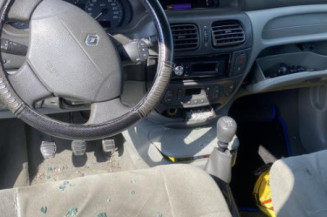 Aile avant droit RENAULT SCENIC 1