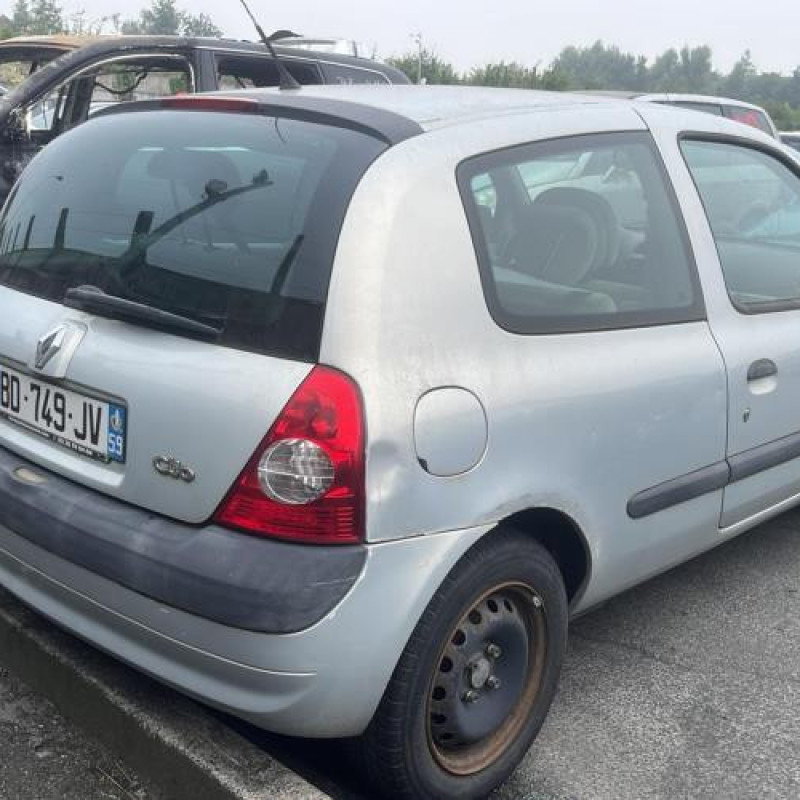 Aile avant droit RENAULT CLIO 2 Photo n°10