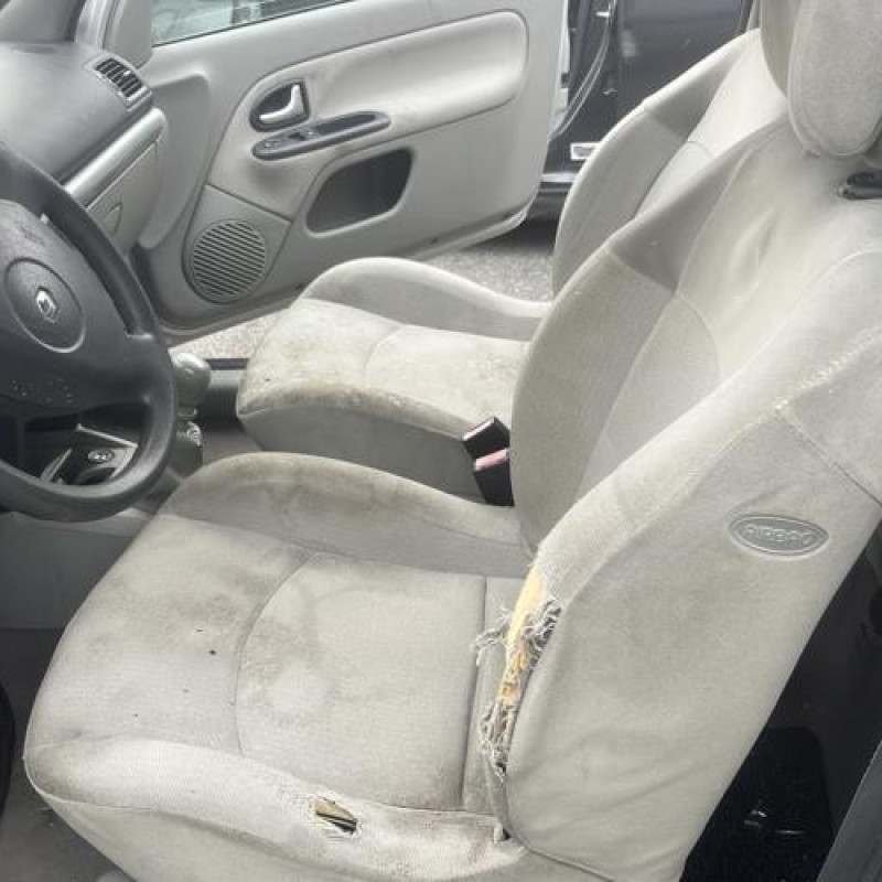Aile avant droit RENAULT CLIO 2 Photo n°11